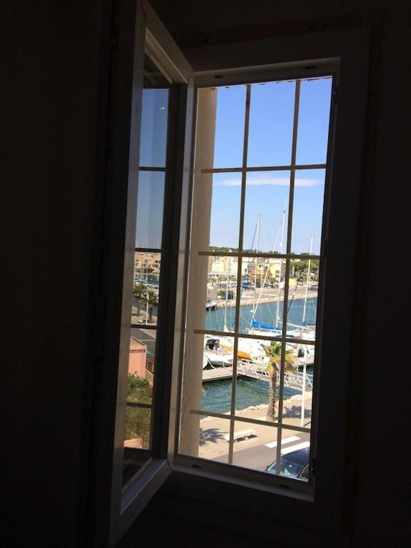 Gruissan Appartement Calme, Vue Sur Port De Plaisance -Clim, Empl.Parking Extérieur photo
