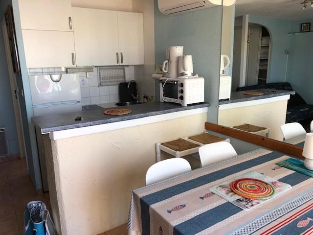 Gruissan Appartement Calme, Vue Sur Port De Plaisance -Clim, Empl.Parking Extérieur photo