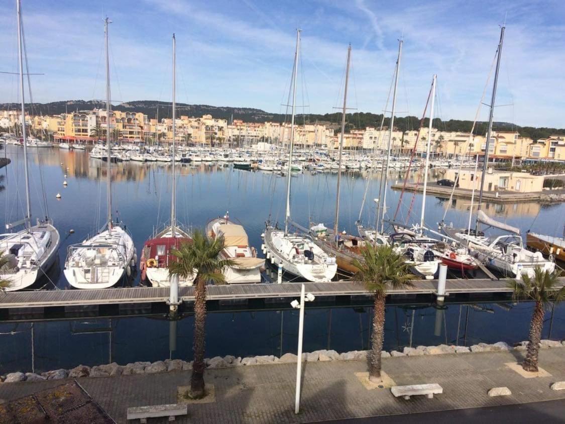 Gruissan Appartement Calme, Vue Sur Port De Plaisance -Clim, Empl.Parking Extérieur photo
