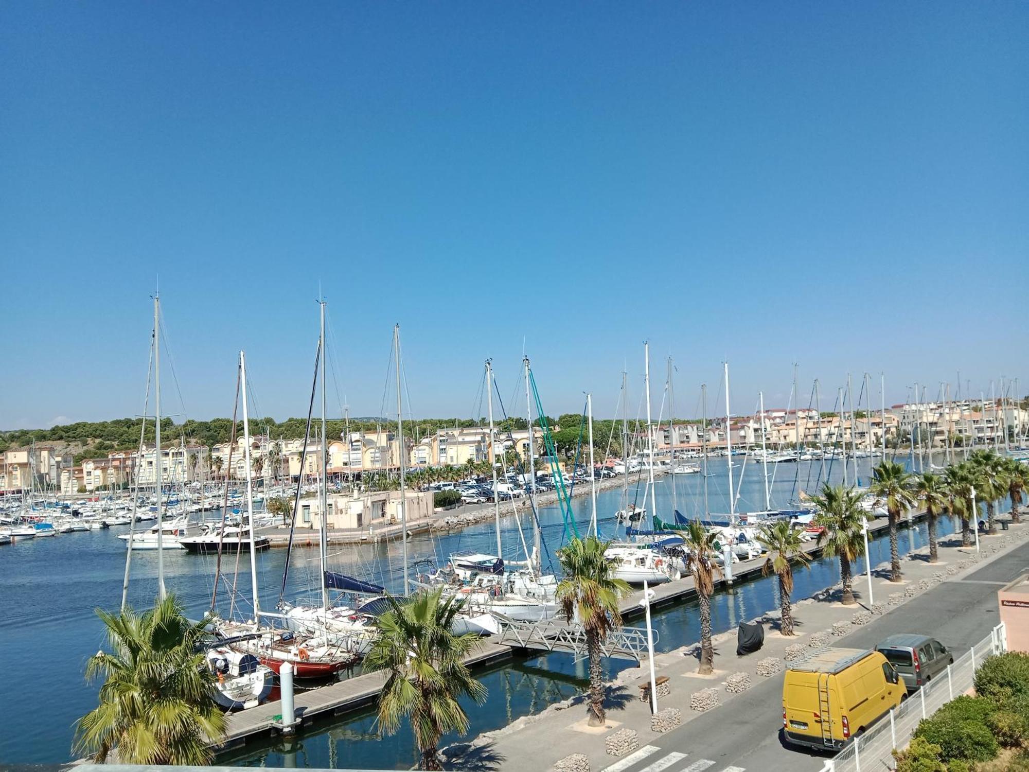 Gruissan Appartement Calme, Vue Sur Port De Plaisance -Clim, Empl.Parking Extérieur photo